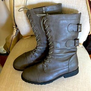 Gray combat boots size 8